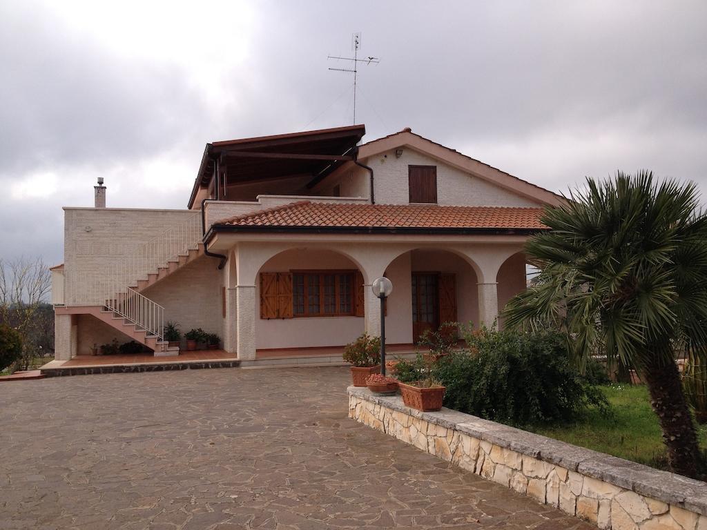 Al Boschetto Bed & Breakfast Putignano Exterior photo